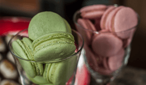 Macarons, bem-casados e docinhos