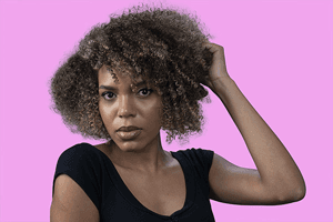 Corte de cabelo: cacheado curto